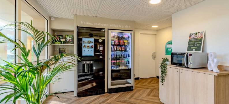 布雷斯特克加赫德克机场 B&B 酒店(B&B Hotel Brest Kergaradec Aéroport Gouesnou)图片