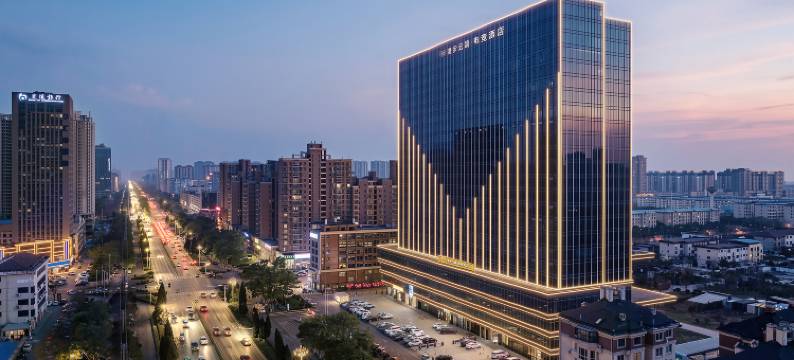 漫步云端电竞酒店(商丘万达店)图片