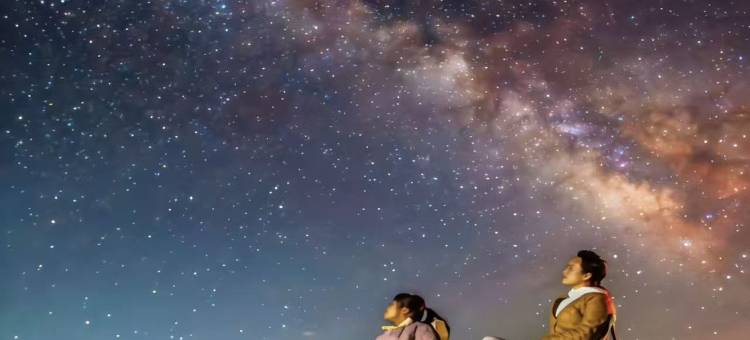 敦煌鸣沙·沙哩啷星空沙漠露营度假民宿图片