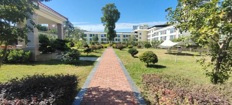维也纳酒店(韶关仁化丹霞山景区店)图片