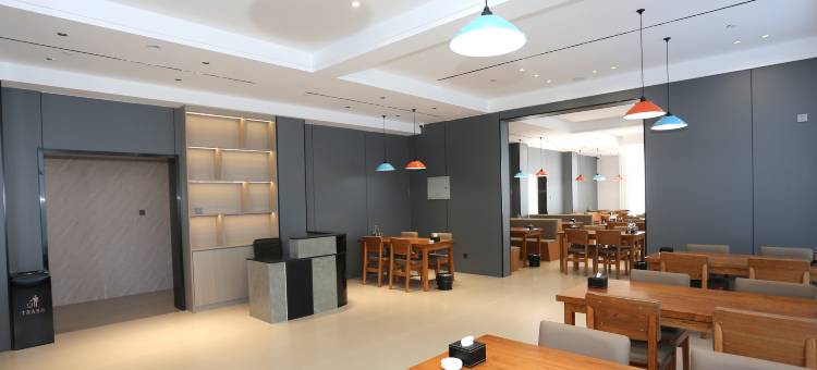 煜阳智能酒店(草原天路店)图片