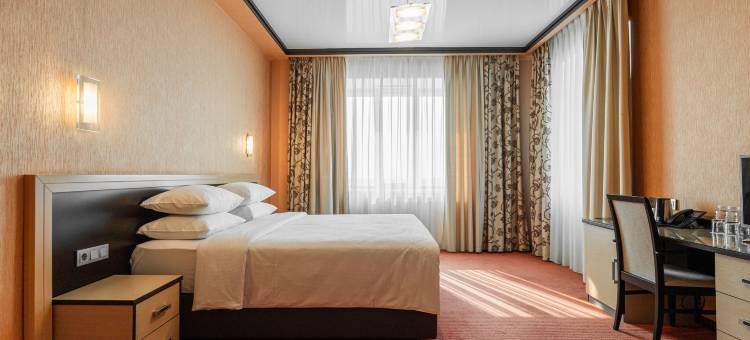 Cosmos Surgut City Park Hotel图片