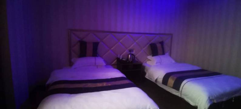 晴隆茶山酒店图片