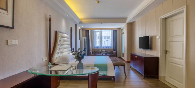 石狮泉冠酒店(市政府德辉广场店)图片