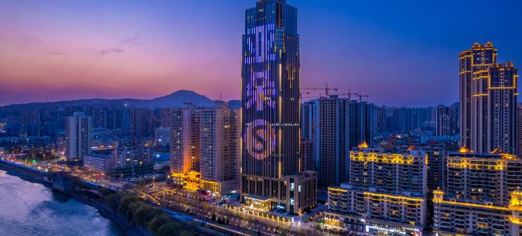 兰州会展中心高空河景亚朵S酒店图片