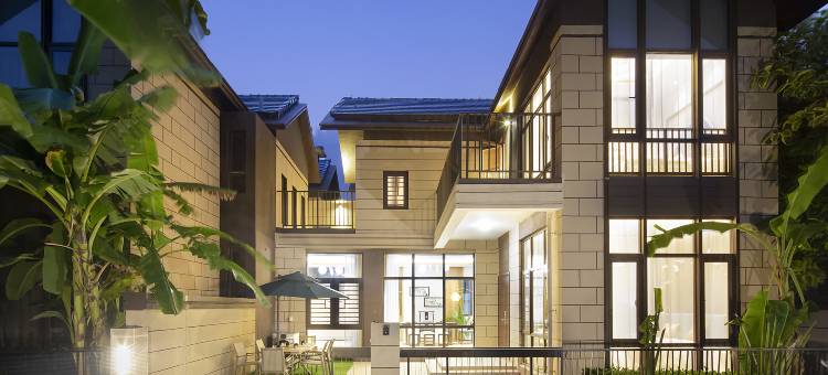 蔚莱港湾泳池度假别墅(三亚湾凤凰机场店)图片