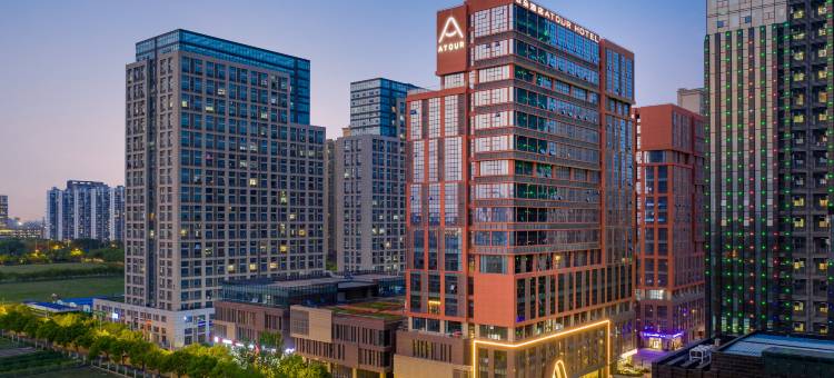 昆山经开区吴淞江南路亚朵酒店图片