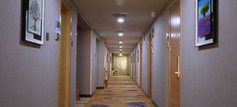 蓝汐酒店(延安大学附属医院心脑血管医院店)图片