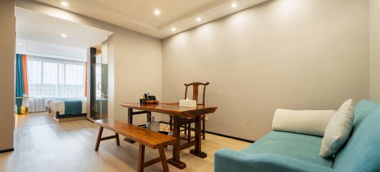 格林凯瑞轻奢酒店(台州路桥中盛广场店)图片