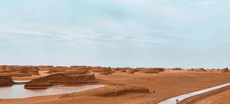 乌素特雅丹大酒店(水上雅丹景区店)图片