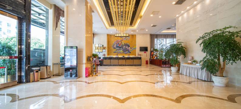 凯里黔呈大酒店(凯里市区万博市民广场店)图片