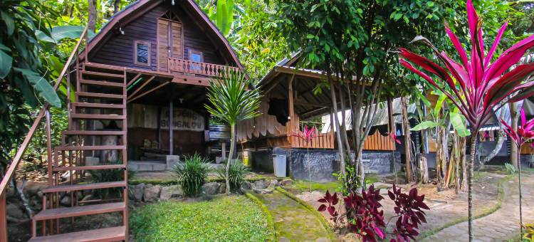 OYO 92419瑞江民宿-近克尔塔甘加瀑布(OYO 92419 Rejeng Homestay Near Kerta Gangga Waterfall)图片