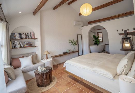 Yu coffee Studio Homestay Hotel Overview