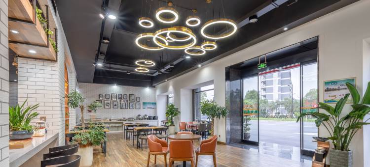 爱丽酒店(江山火车站店)图片