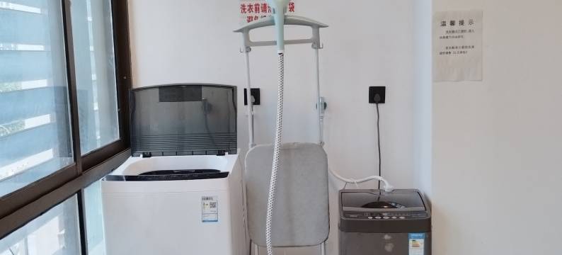 后客智慧酒店(重庆欢乐谷光环购物公园店)图片