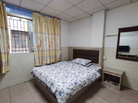 开心公寓(石井地铁站庆丰广场店)