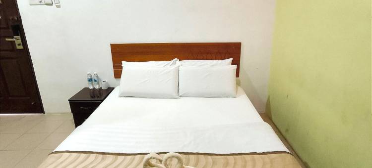 OYO 90906 雷哈特阿瓦纳之家酒店(OYO 90906 Rumah Rehat Awana)图片