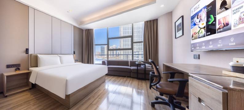 济南高新万达广场天辰路亚朵酒店图片