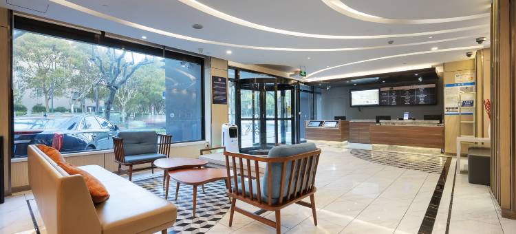 汉庭酒店(上海新国际博览中心龙阳路地铁站店)图片