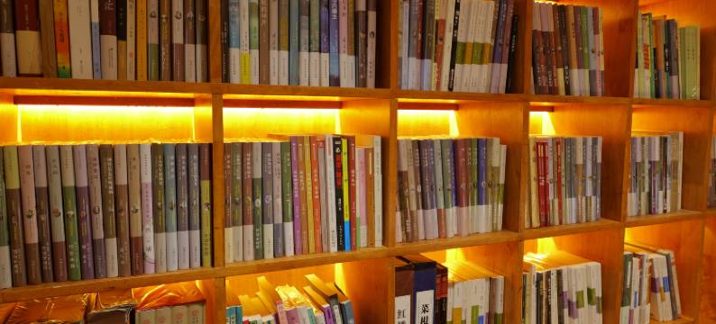 桃花·屋顶观景民宿(凤凰古城店)图片