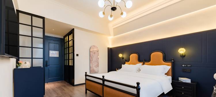 花筑·朗玥海景客栈(威海幸福门威高广场店)图片