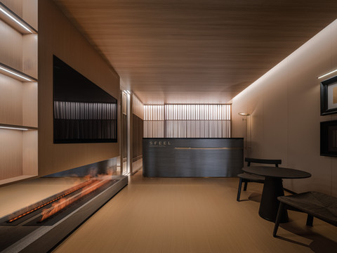 SFEEL设计师酒店(成都南湖立交地铁站店)