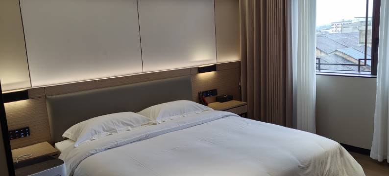 龙兴商务酒店(中渡古镇店)图片