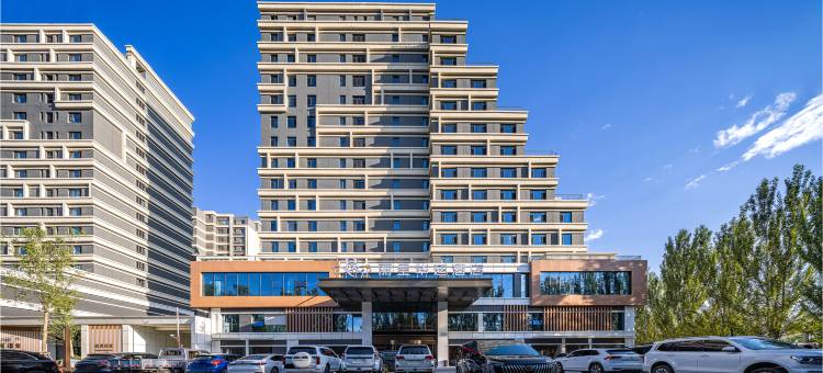 伊宁市政府伊犁河丽呈华廷酒店图片