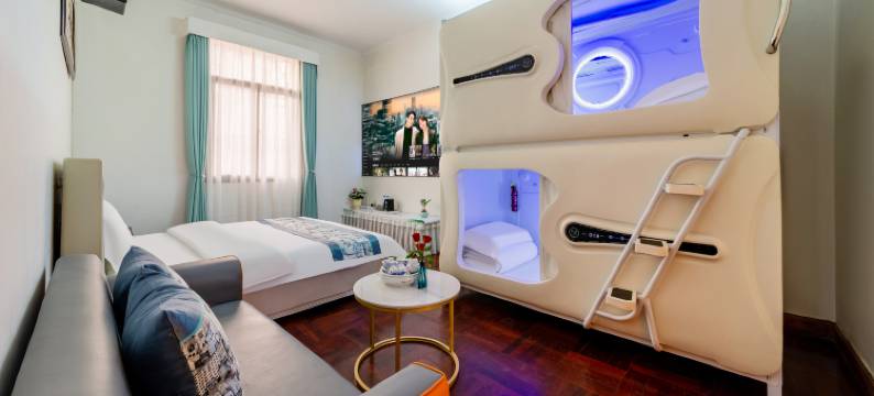 泉州树鹰太空舱客栈图片