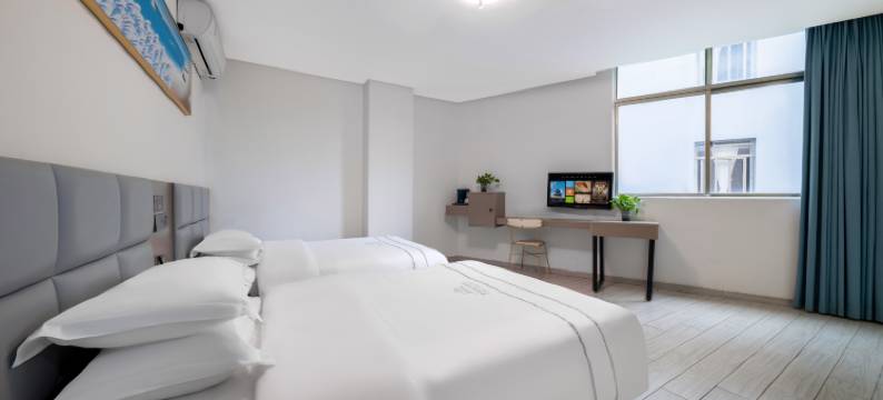 奕鸿宾馆(海南职业技术学院店)图片