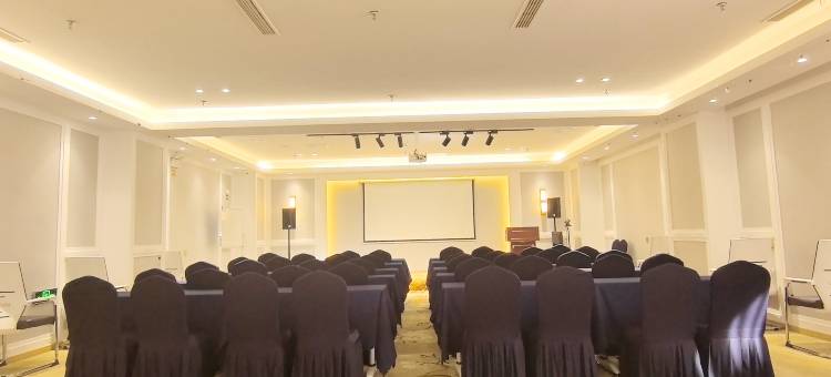 维也纳酒店(淄博中润大道店)图片