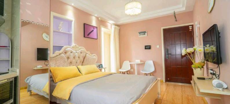 优哈时尚公寓(江汉路步行街)图片