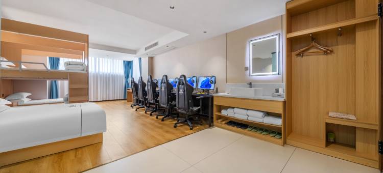 美娱·星峰电竞酒店(成都武侯大道地铁站店)图片