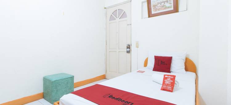RedDoorz马里布房BF国际拉斯皮纳斯酒店(RedDoorz @ Malibu Room BF International Las Pinas)图片