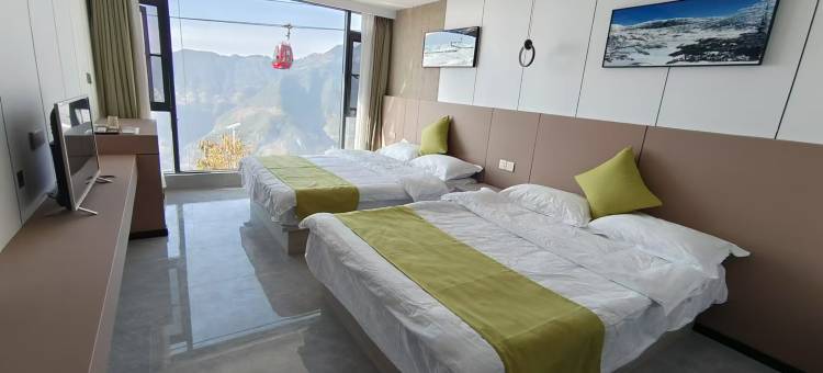 禄劝轿子雪山漫居庭院客栈图片