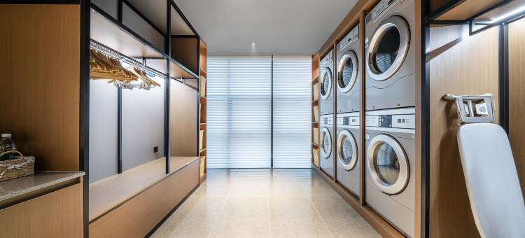 达州渠县賨人里财富中心亚朵酒店图片