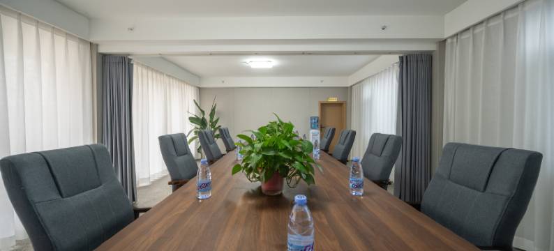 天棋酒店(绵阳三江湖公园店)图片