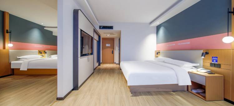 柏纳酒店(灌云县政府店)图片