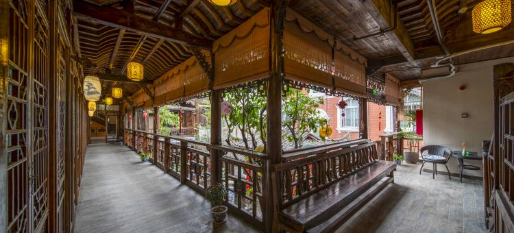 龙凤阁民宿酒店(景德镇高铁北站陶溪川路店)图片