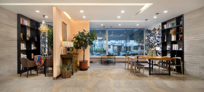 龙达瑞吉商务酒店(中央大街哈尔滨火车站店)图片