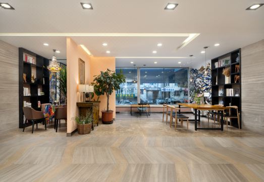 Longda St. Regis Business Hotel (Pedestrian Zhongyang Street Harbin Railway Station Hotel) Hotel Overview