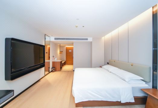 Golden Bridge Garden HotelHotel Overview