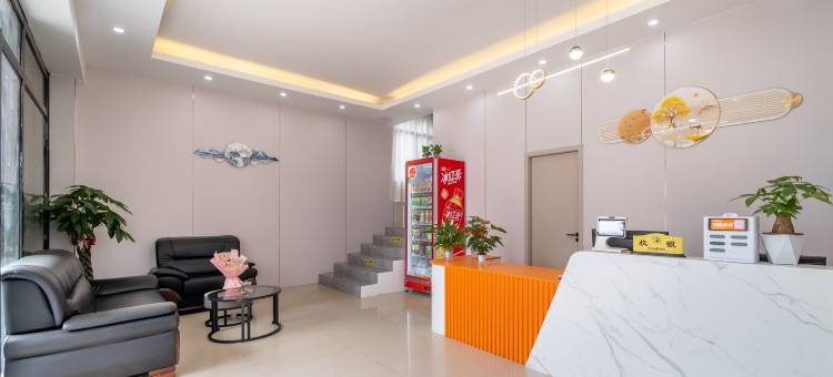 青云酒店(广西师范大学雁山校区店)图片