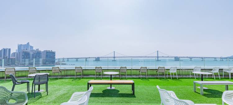 霍默斯酒店(Homers Hotel)图片