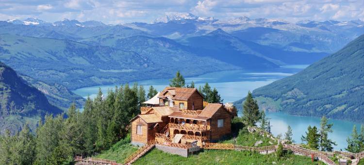 携程度假农庄(新疆喀纳斯云顶阁联营店)图片