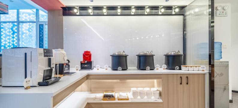 固镇浪漫旅程酒店(投资大厦店)图片