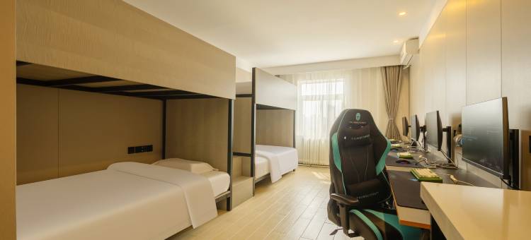 雷神电竞酒店(迎春大街烟台大学店)图片