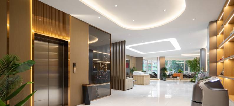 季朵酒店(青年大街地铁站中街步行街店)图片