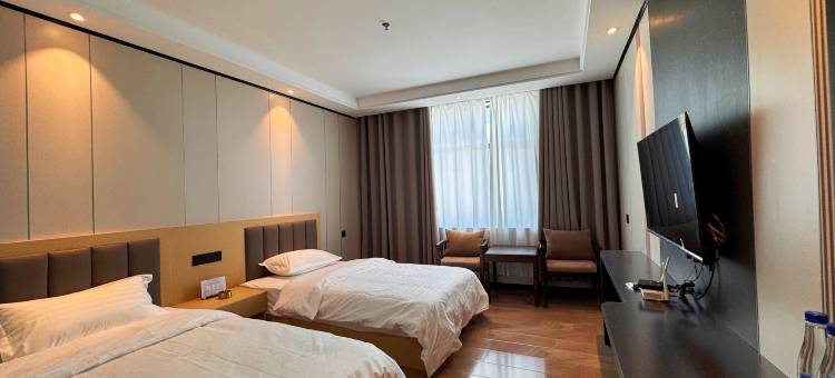 曲麻莱高原野牦牛大酒店图片