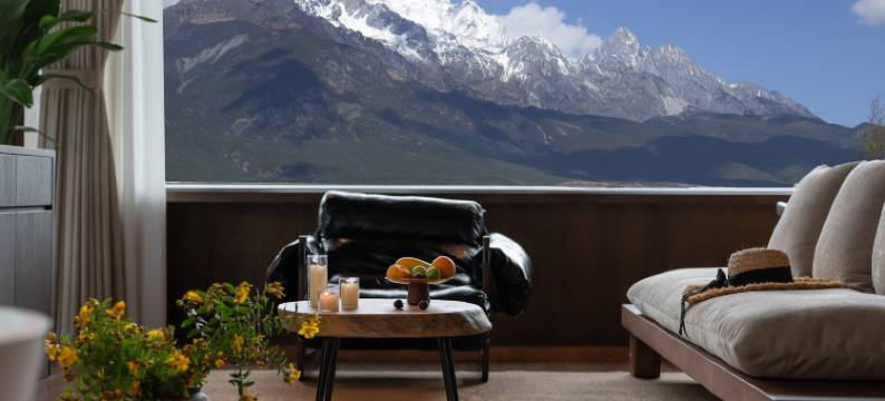 SUNNY｜晴山悦 • 日照金山空中花园野奢度假酒店(白沙古镇店)图片